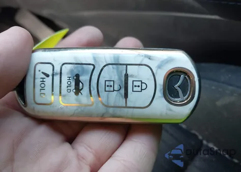 2017 Mazda Mazda6 Sport z USA, uszkodzony, nr VIN JM1GL1U58H1127599